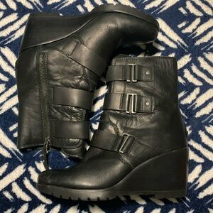 Sorel wedge boots